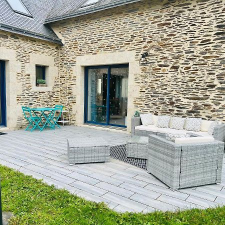 Au Petit Bonheur De Claire Et Jo Bed & Breakfast La Chapelle-Caro Exterior foto